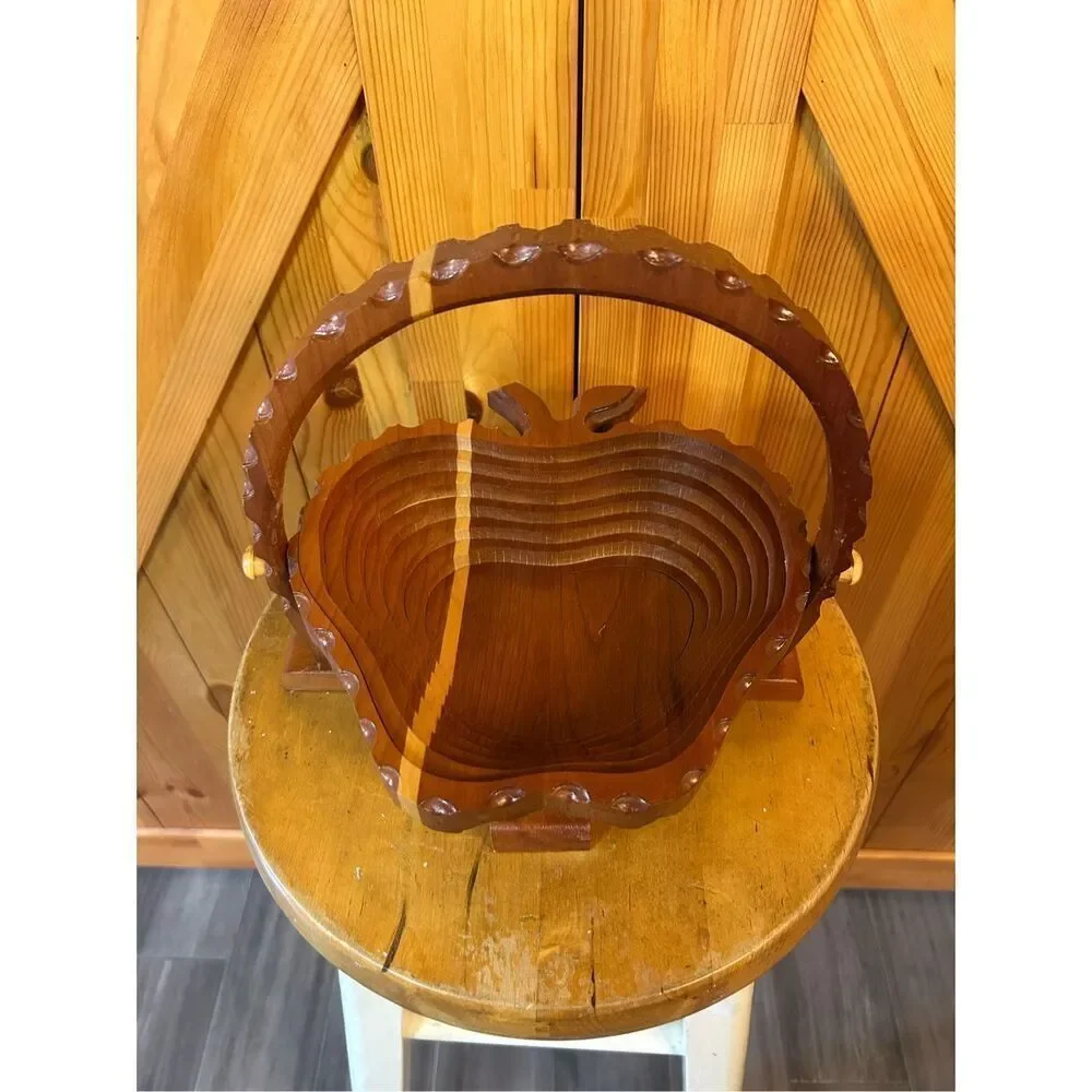 Vintage Hand Carved Wooden Collapsible Apple Basket Bowl Holder (5123)
